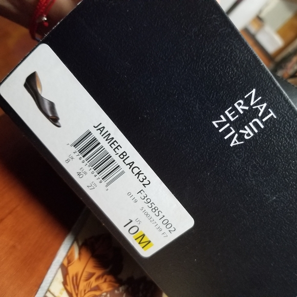 Women shoes - Picture 6 of 6